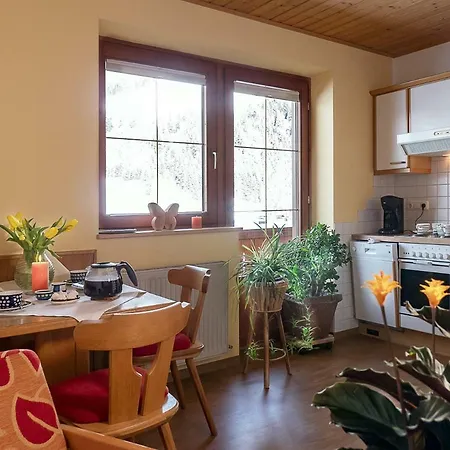 Haus Marianne Lägenhet Sankt Jakob in Defereggen